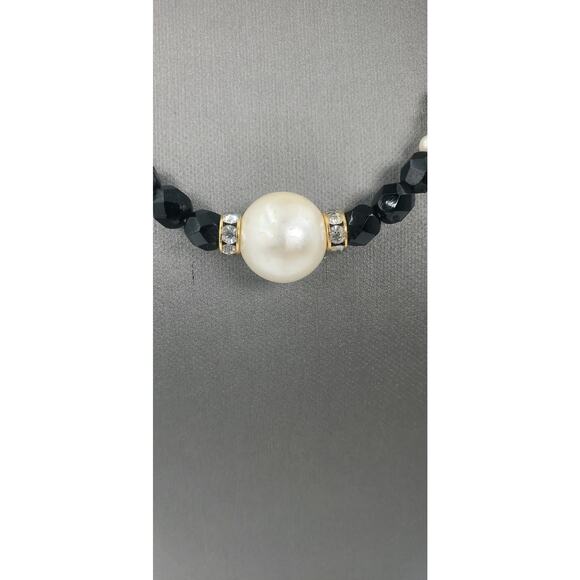Vintage Twisted Torsade Faux Pearl Choker Necklace With Rhinestones and Extender - Picture 5 of 7